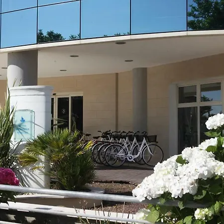 ホテル Alexander 3*