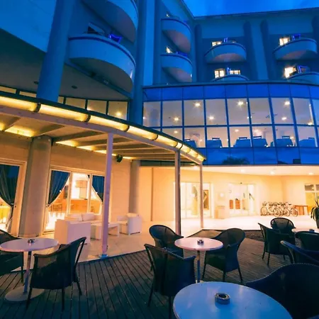 ホテル Alexander San Mauro Mare